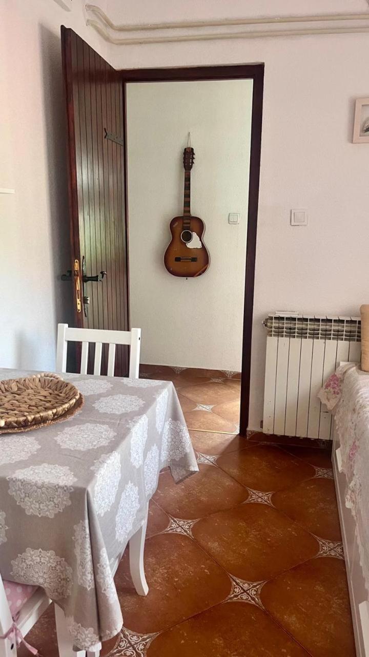 Apartment Edita ติวัต ภายนอก รูปภาพ