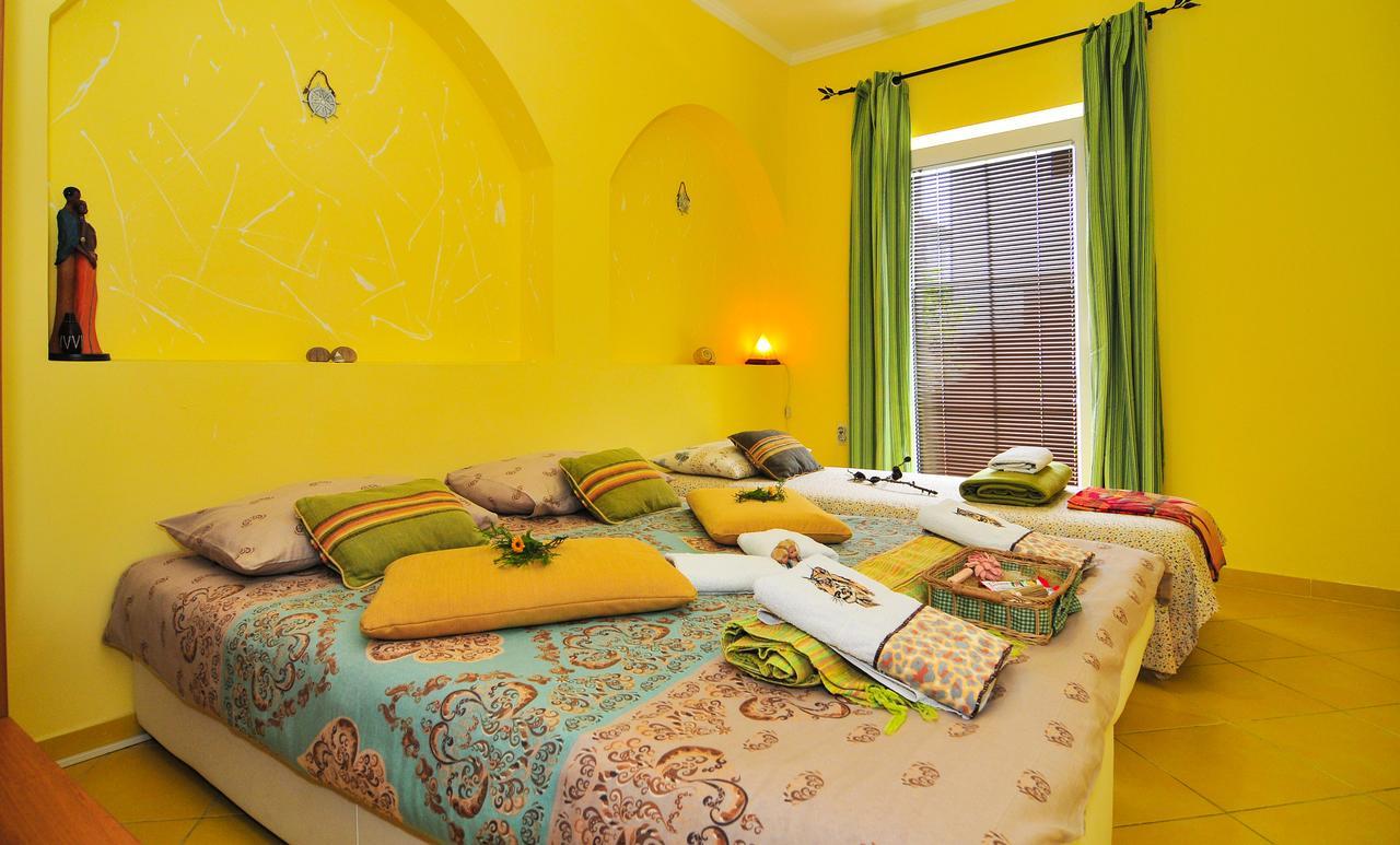 Apartment Edita ติวัต ภายนอก รูปภาพ